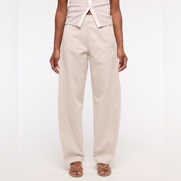 Abercrombie & Fitch Pants - 🆕 Abercrombie & Fitch | Mid Rise Barrel Pant | Ash Light Tan Trousers